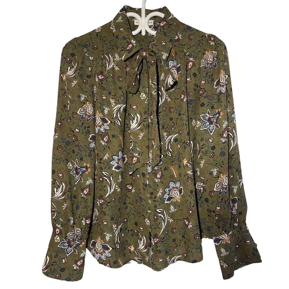 𝅺moon River Sheer Long Sleeves Button Down Blouse size S
